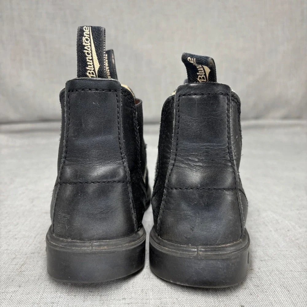 Blundstone Kids Series Black Leather Chelsea Boots Pull On Big Kids US Size 3